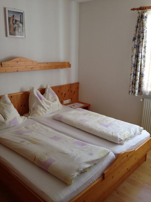 Appartement O. Tom'S Huette Neustift im Stubaital Room photo