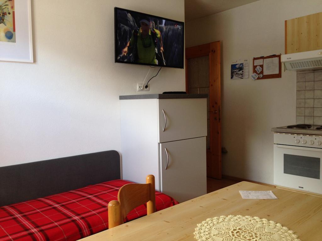 Appartement O. Tom'S Huette Neustift im Stubaital Room photo