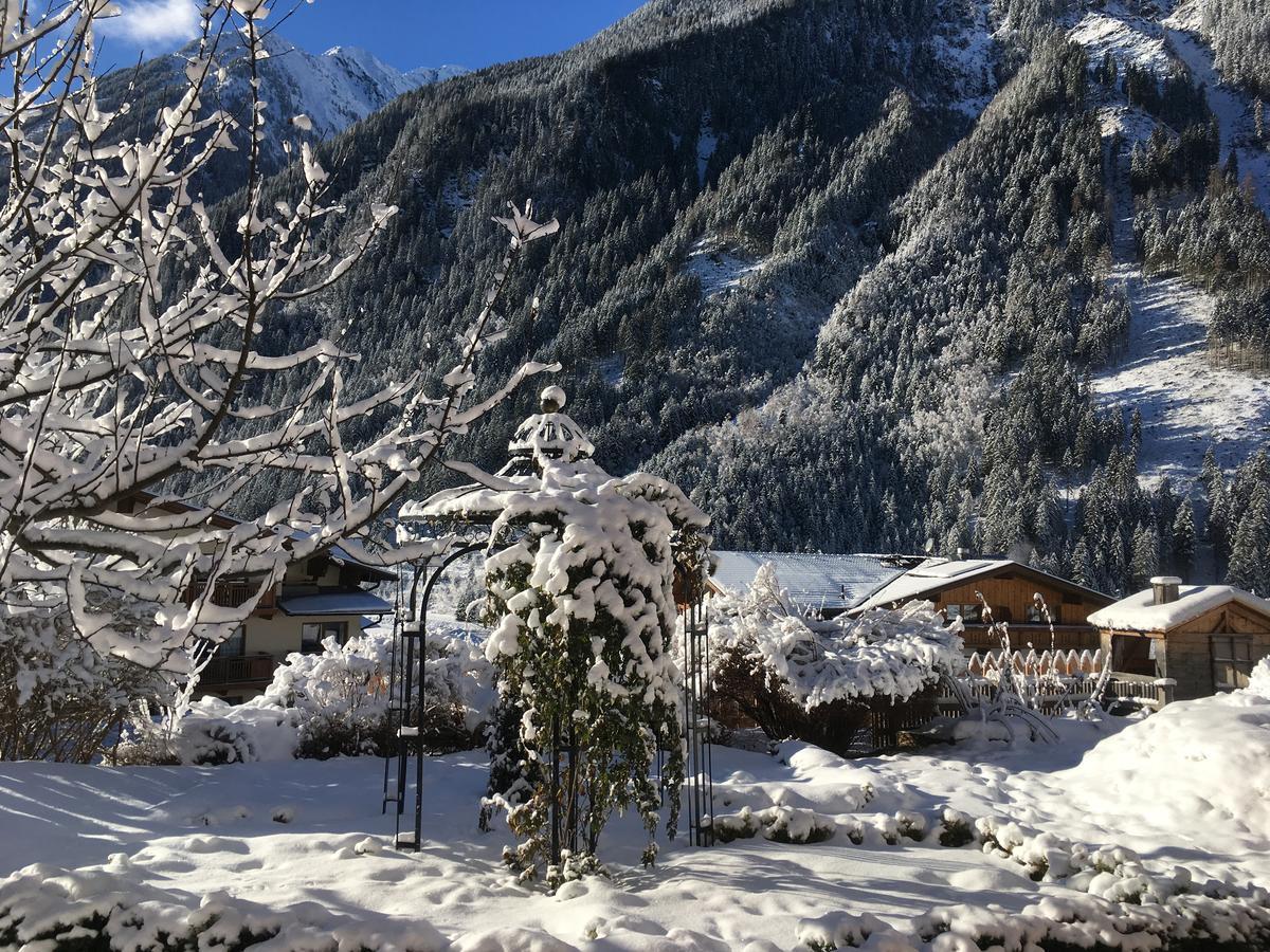 Appartement O. Tom'S Huette Neustift im Stubaital Exterior photo